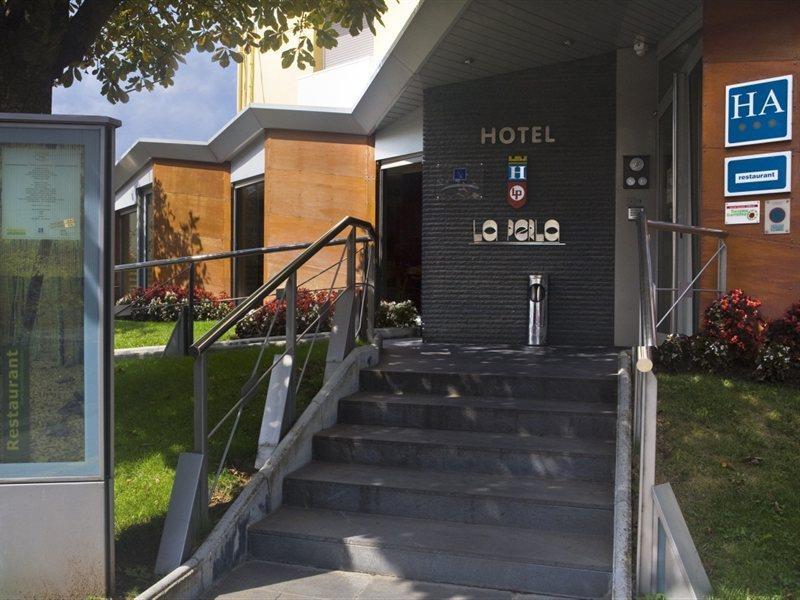Hotel La Perla D'Olot Exteriör bild