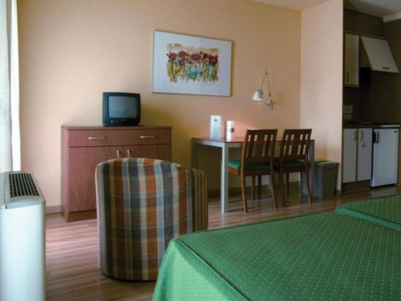 Hotel La Perla D'Olot Exteriör bild